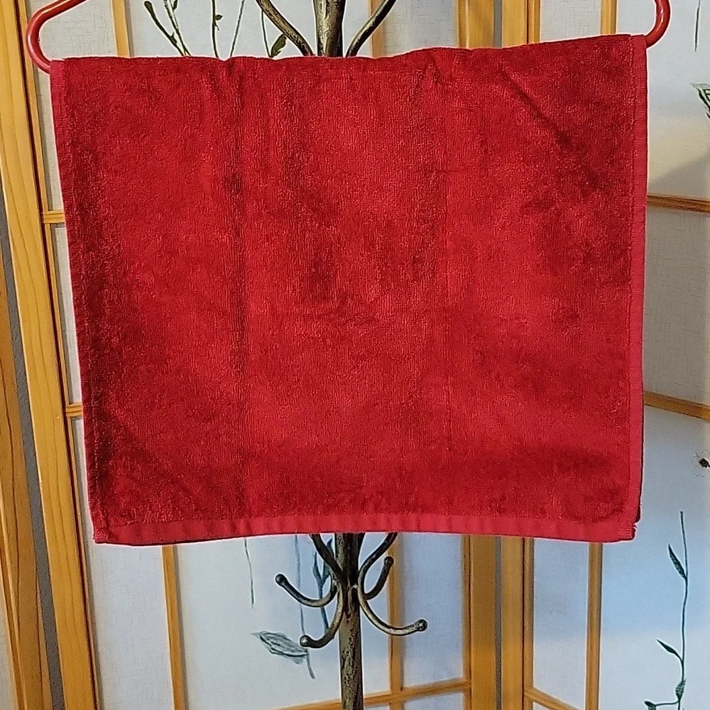 Martha Stewart Scottie Dog Hand Towel